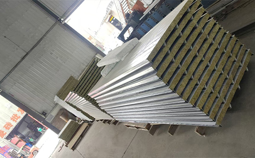 兴海彩钢夹芯板安装常见问题与解决方案 兴海彩钢夹芯板安装常见问题与解决方案