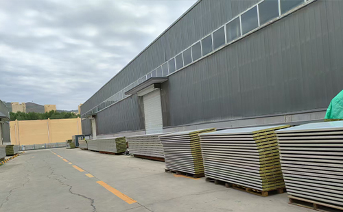 外墙保温用兴海彩钢岩棉板防火等级选型